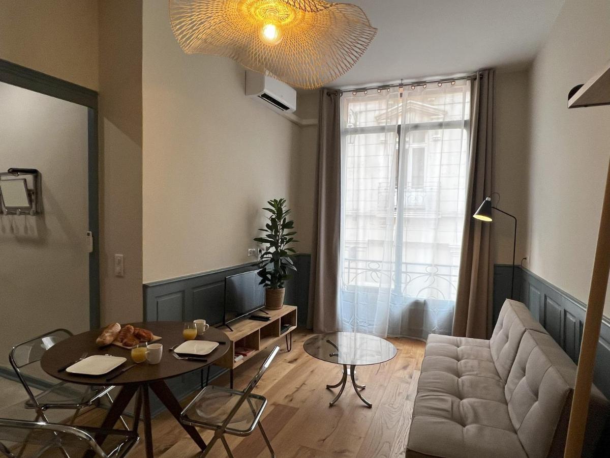 Cours Republique Appartement Narbonne Buitenkant foto